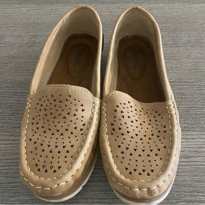 Women Loafers Mocassin Slip on Flat Boat Shoes Size 7 Light brown Jabasic